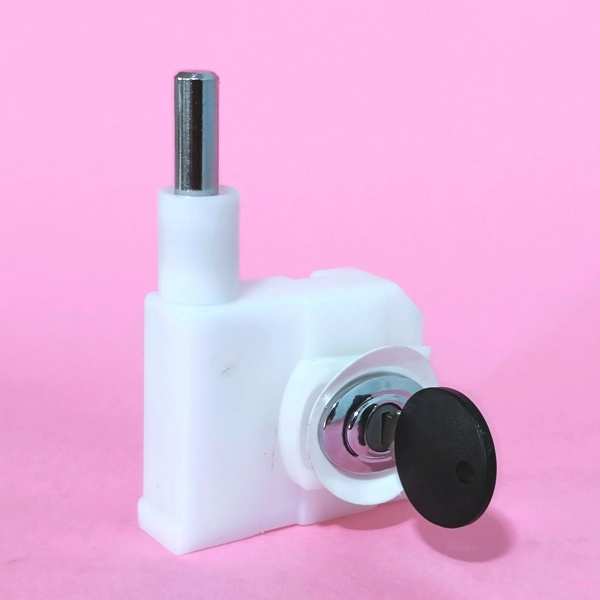 11) DOUBLE DOOR REFRIGERATOR LOCK 